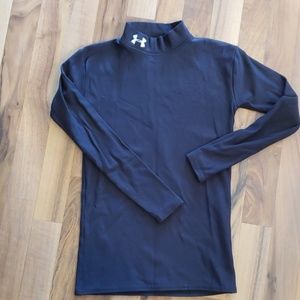 Youth Under Armour cold gear size youth large